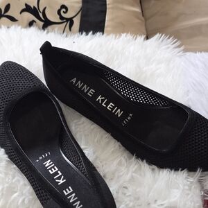 Anne Klein Black Women's Flats